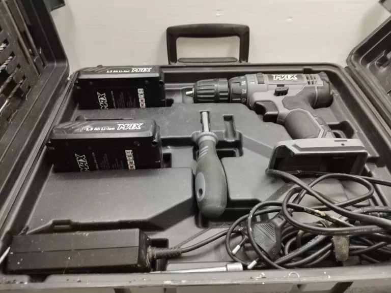 zestaw-wkretarki-max-dwie-baterie-wiertla-walizka-zielony-rynek-18-sj-wloclawek