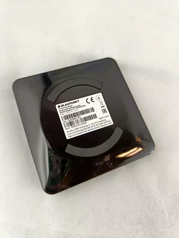 ODTWARZACZ MULTIMEDIALNY BLAUPUNKT B-STREAM TV BOX 8 GB