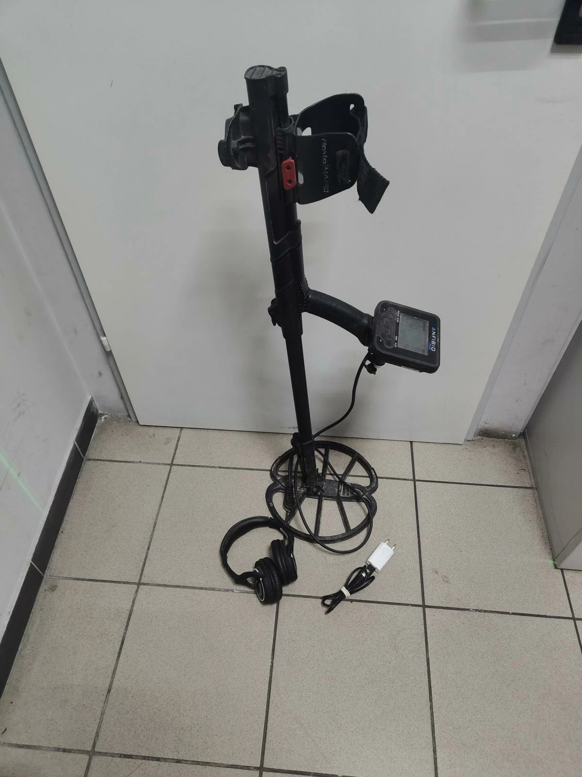 wykrywacz-metalu-nokta-anfibio-multi-sluchawki-nokta-makro-stan-11323-2