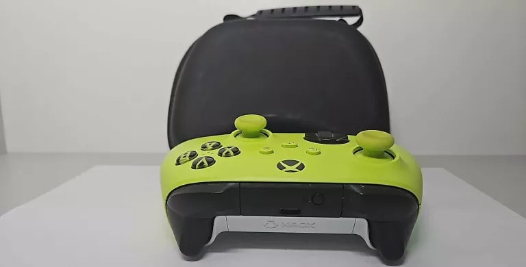 PAD DO XBOX MODEL 1914 ETUI