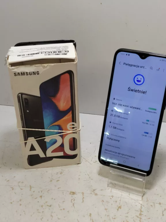 TELEFON SAMSUNG A20E 3/32GB