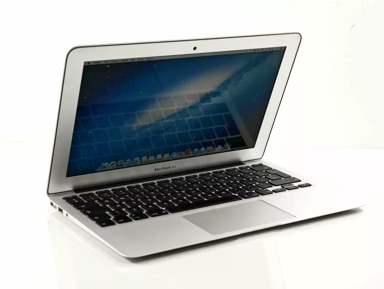 APPLE MACBOOK AIR 11,6" A1465 INTEL I5-5250U 4GB 60GB SSD1366X768