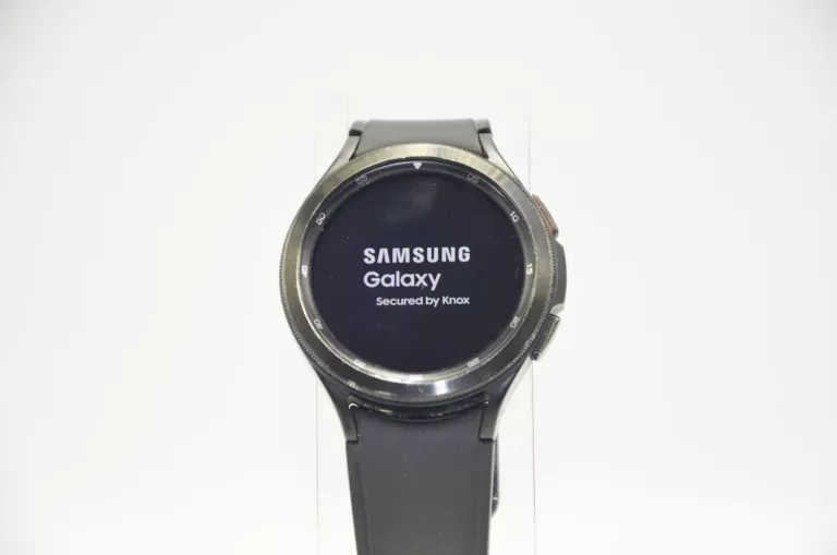 SAMSUNG GALAXY WATCH 4 + ŁADOWARKA