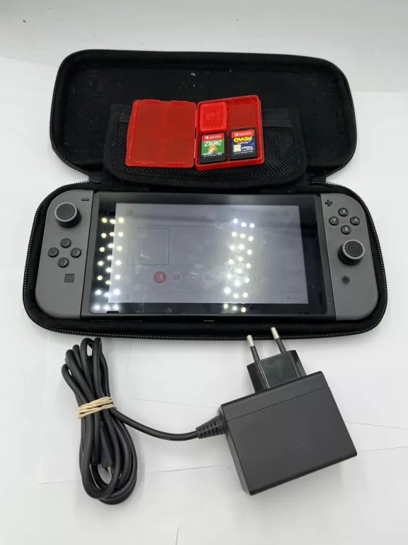 KONSOLA NINTENDO SWITCH HEC-001 + LEGEND OF ZELDA!