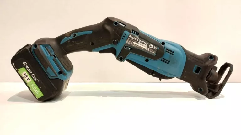 PIŁA SZABLASTA MAKITA DJR183 + AKU