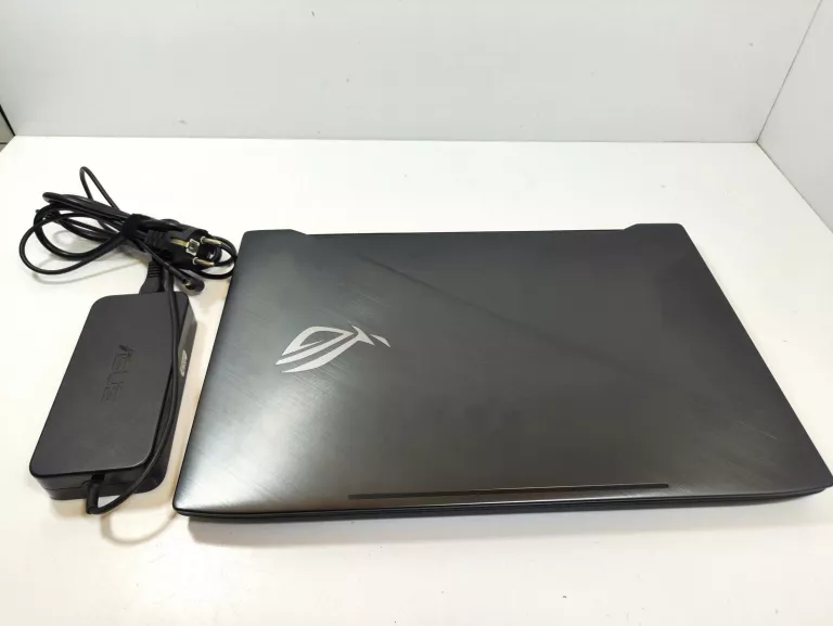 LAPTOP ASUS ROG STRIX GL703V INTEL I7 32GB RAM 256 GB SSD 1T HDD GTX1060