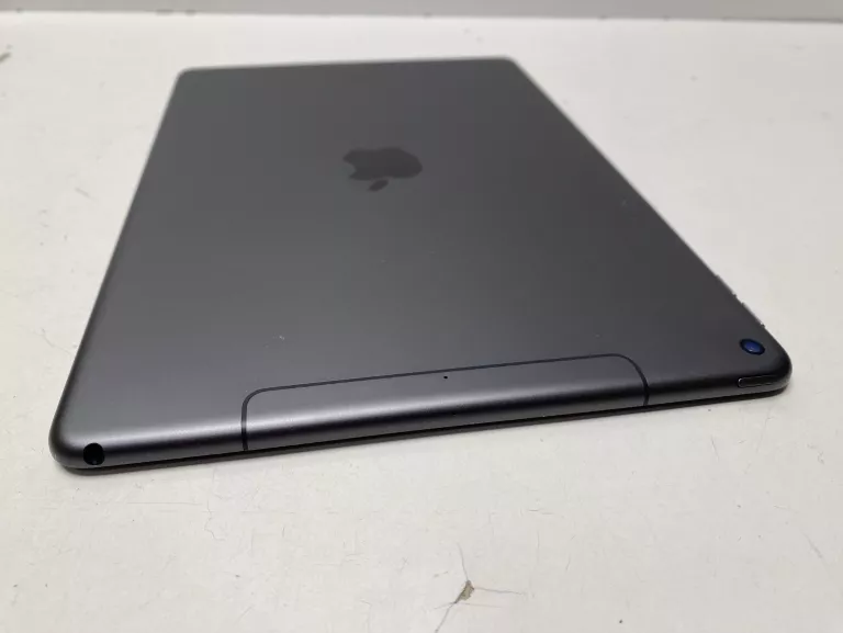 TABLET APPLE IPAD AIR (3RD GEN) 10,5 A2123 OPIS!!