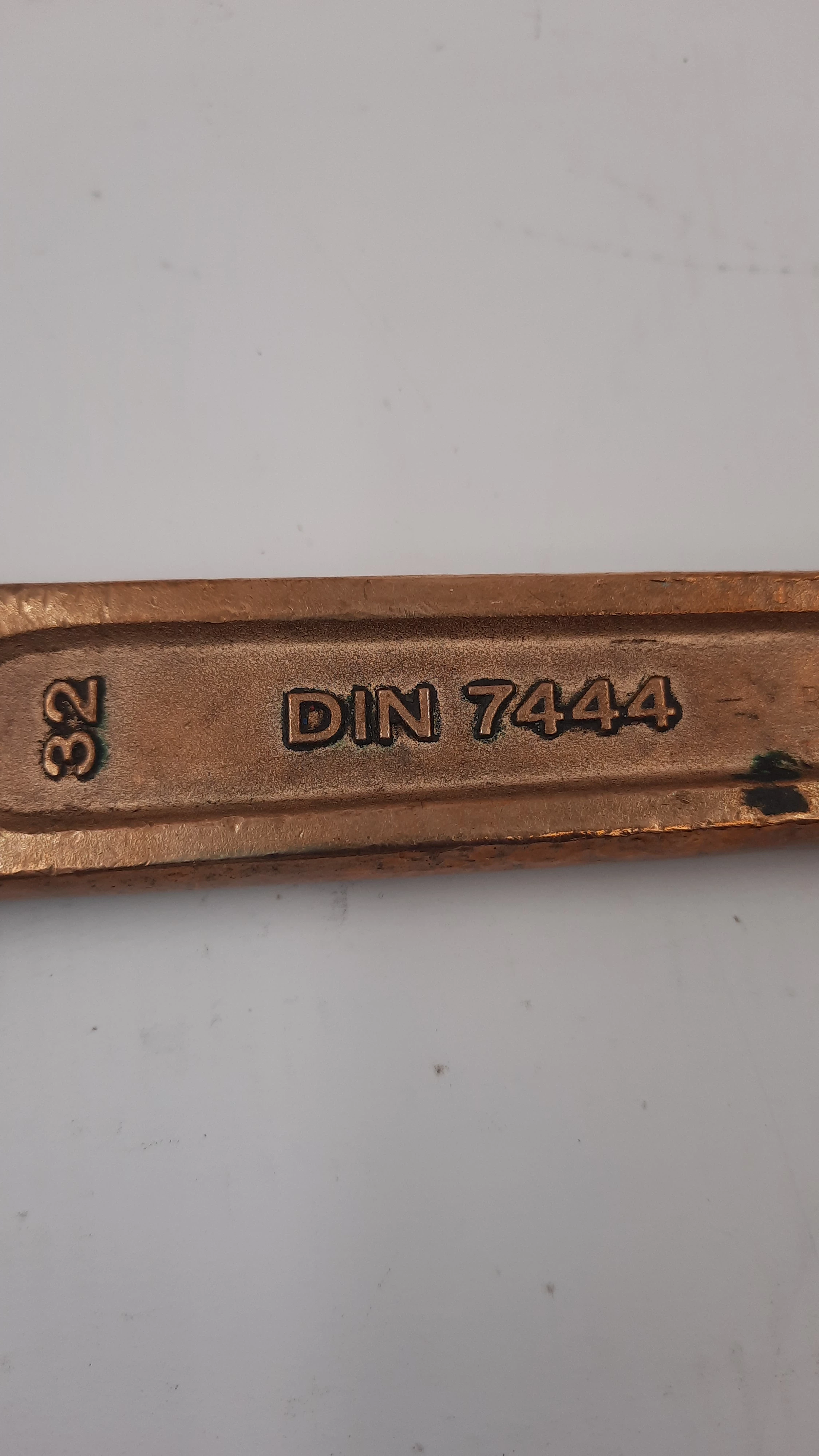 klucz-oczkowy-12-punktowy-wzmocniony-okazja-marka-248811-973061