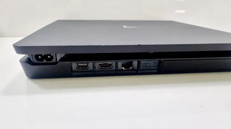 KONSOLA PS4 SLIM 500GB CUH-2116A