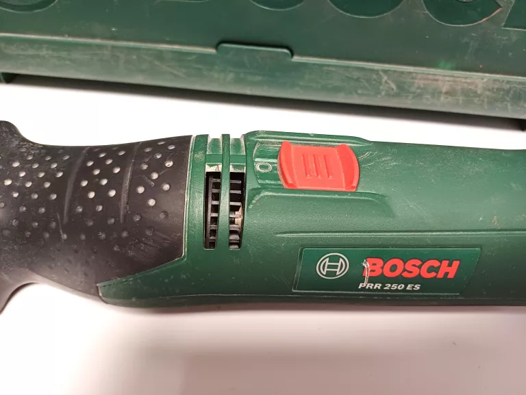 SZLIFIERKA WIELOFUNKCYJNA BOSCH PRR 250 ES