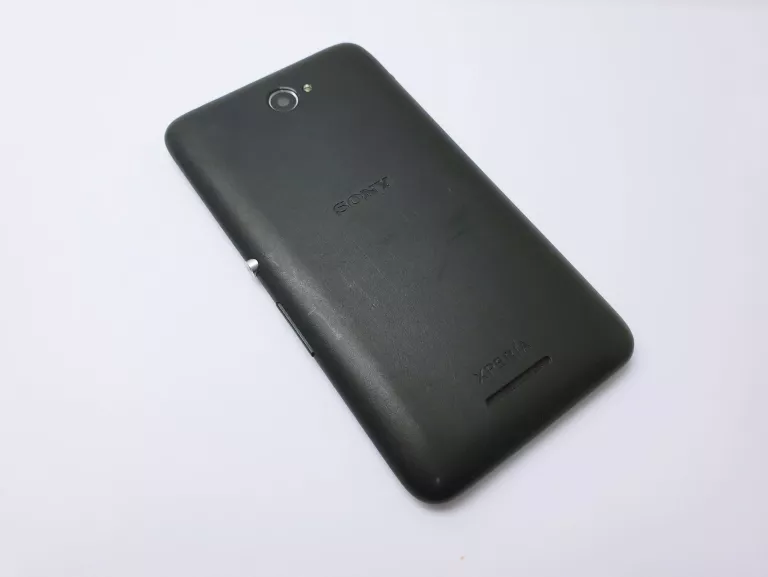 TELEFON SONY XPERIA E4 1/8GB 5" CZARNY E2105