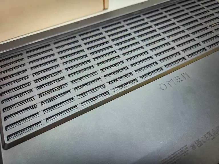 LAPTOP HP OMEN 16 K0750NW I5-12500H 16 RAM 500GB FV