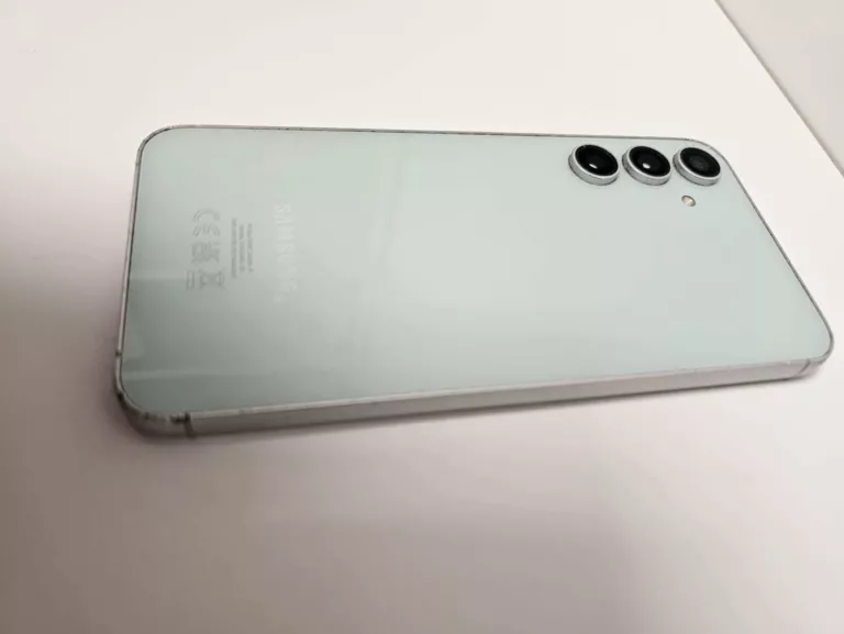 SMARTFON SAMSUNG S23 FE 5G 8 / 128 GB ZIELONY