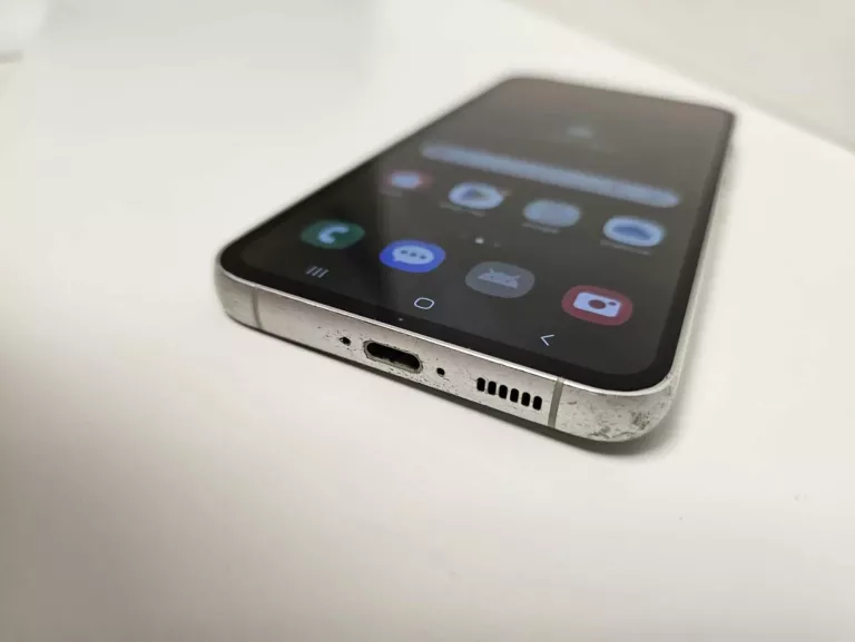 SMARTFON SAMSUNG S23 FE 5G 8 / 128 GB ZIELONY