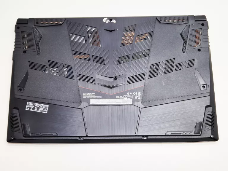 LAPTOP MSI GF75 THIN 95C
