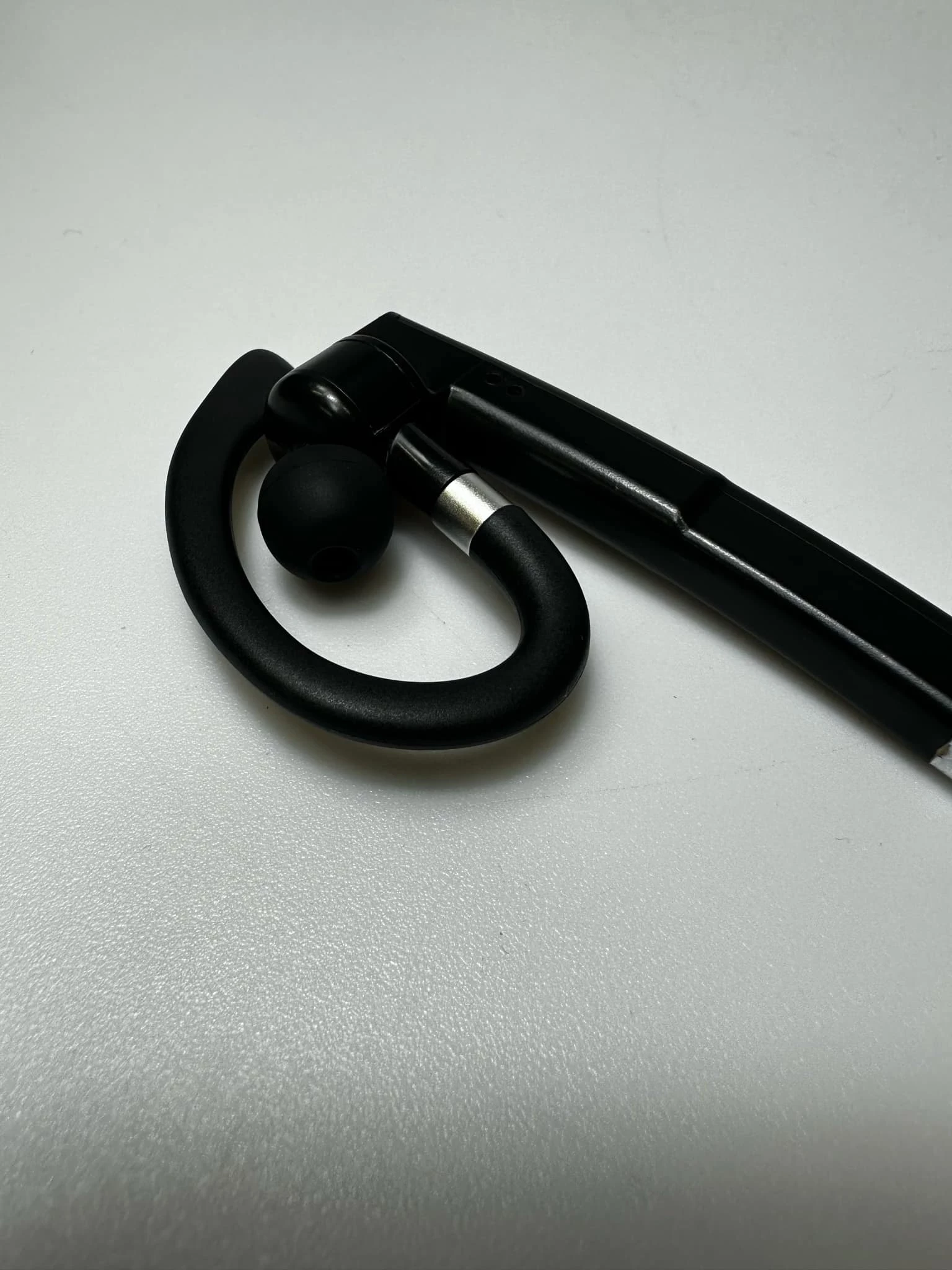 sluchawka-bluetooth-yyk-520-model-sluchawka-bluetooth-do-rozmow-yyk-520