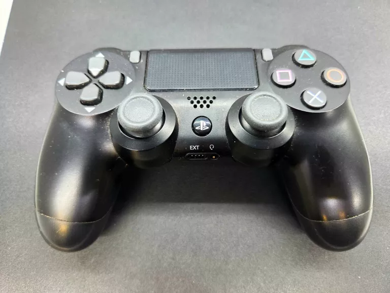 KONSOLA PS4 SLIM 1TB + PAD