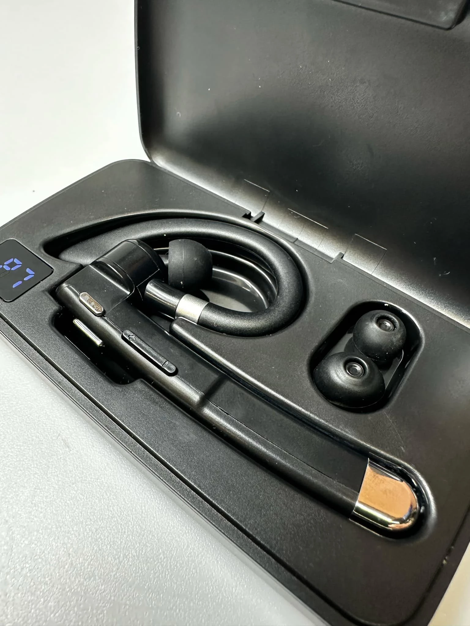 sluchawka-bluetooth-yyk-520-stan-11323-2