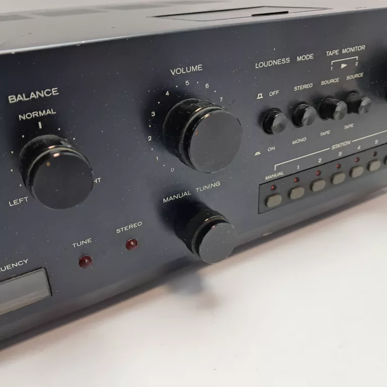 wzmacniacz-hitachi-sr-6100-stan-11323-2