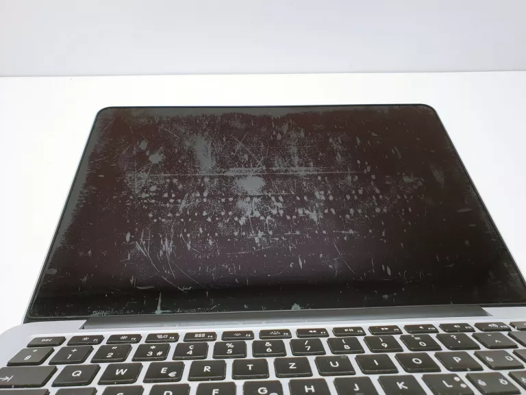 laptop-apple-macbook-pro-2015-a1502-133-i5-8gb-ram-256gb-ssd-rodzaj-karty-graficznej-1234-1