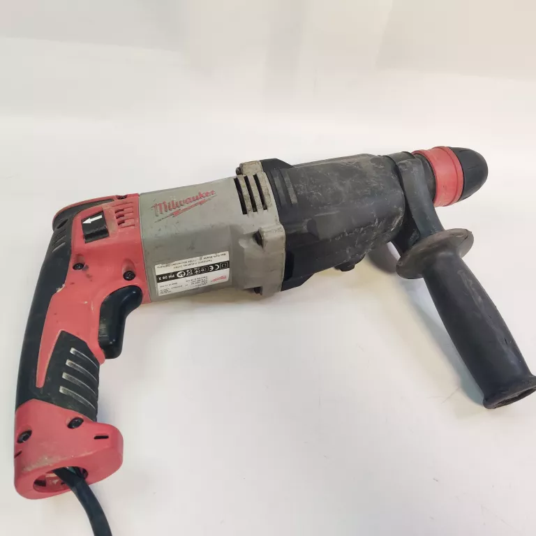 MŁOTOWIERTARKA MILWAUKEE PH 28 X SDS-PLUS 820W