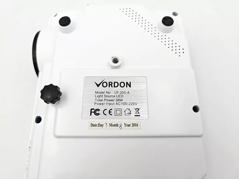 PROJEKTOR VORDON LP-205-A + PILOT + KABEL ZASILAJĄCY