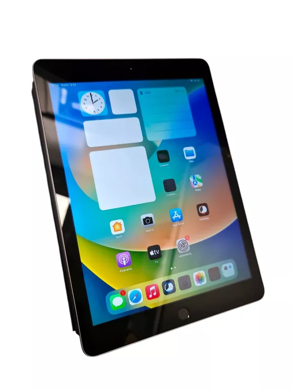 TABLET APPLE IPAD (5TH GEN) 9,7" 2 GB / 32 GB SZARY (MP2F2FD/A)