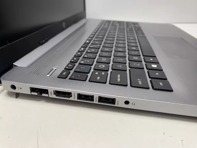 LAPTOP HP 255 AMD A6 4/256GB