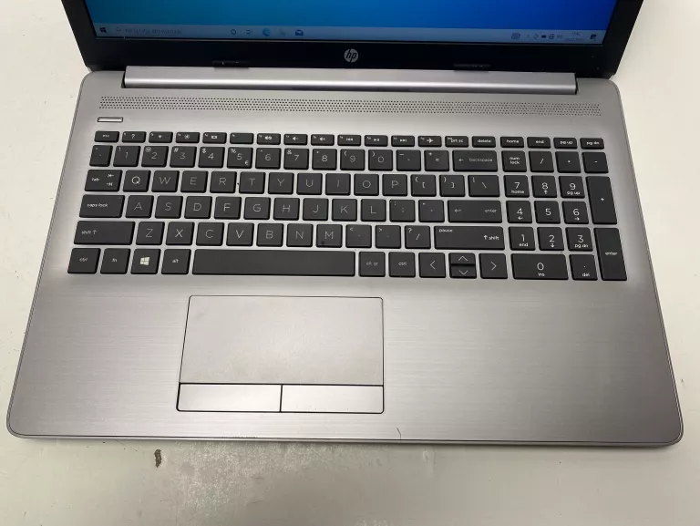 LAPTOP HP 255 AMD A6 4/256GB