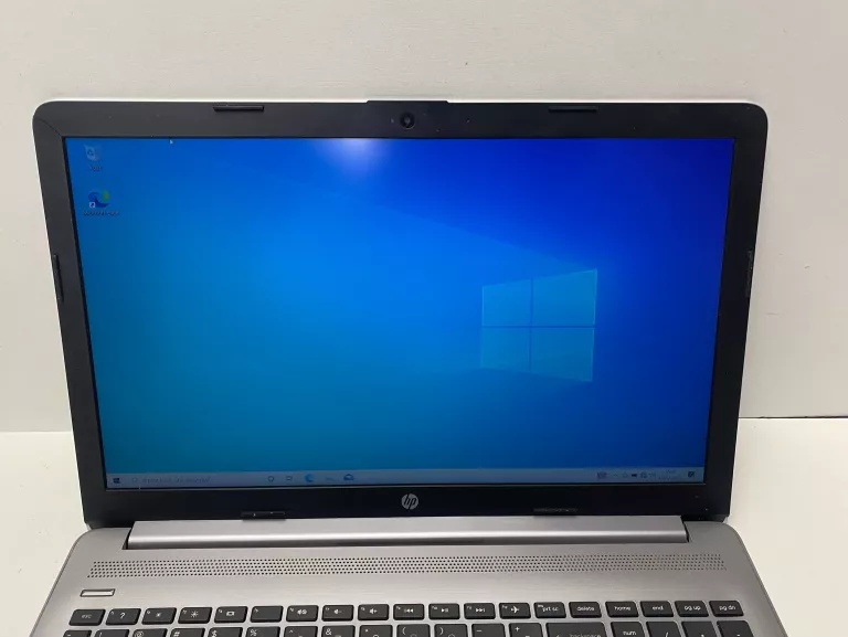 LAPTOP HP 255 AMD A6 4/256GB