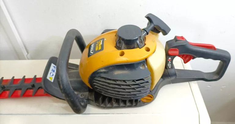 STIGA SEKATOR SPALINOWY SHJ 550