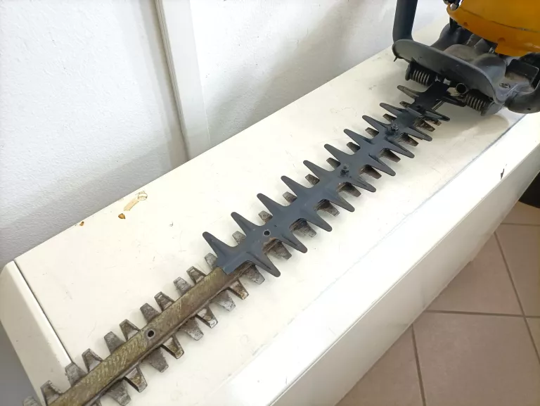 STIGA SEKATOR SPALINOWY SHJ 550
