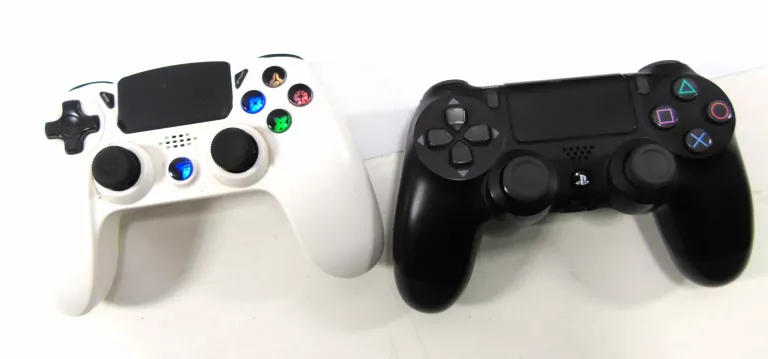 KONSOLA PS4 500GB + 2 PADY +OKABLOWANIE