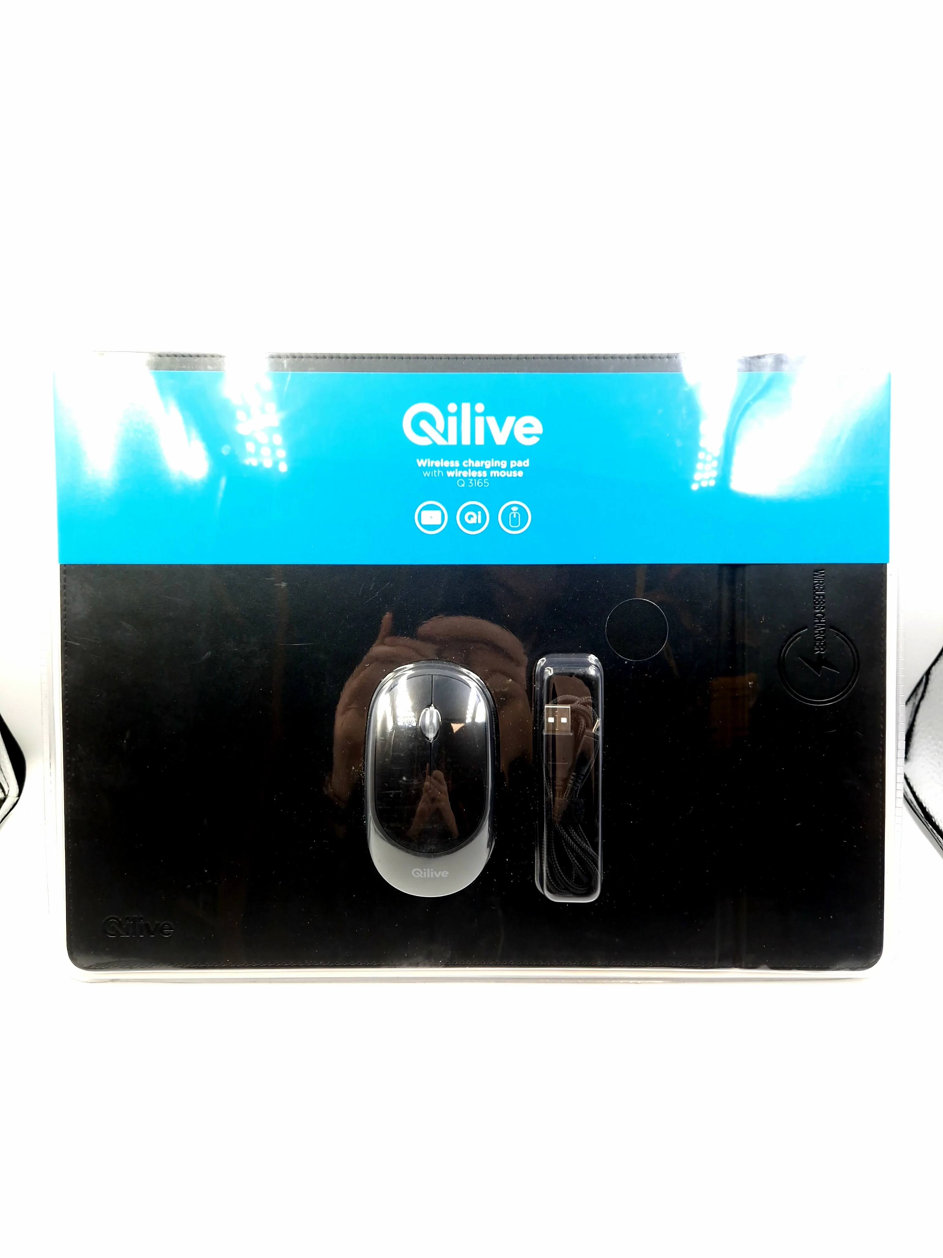 podkladka-z-bezprzewodowa-ladowarka-induk-q3165-ratuszowa-5-szamotuly