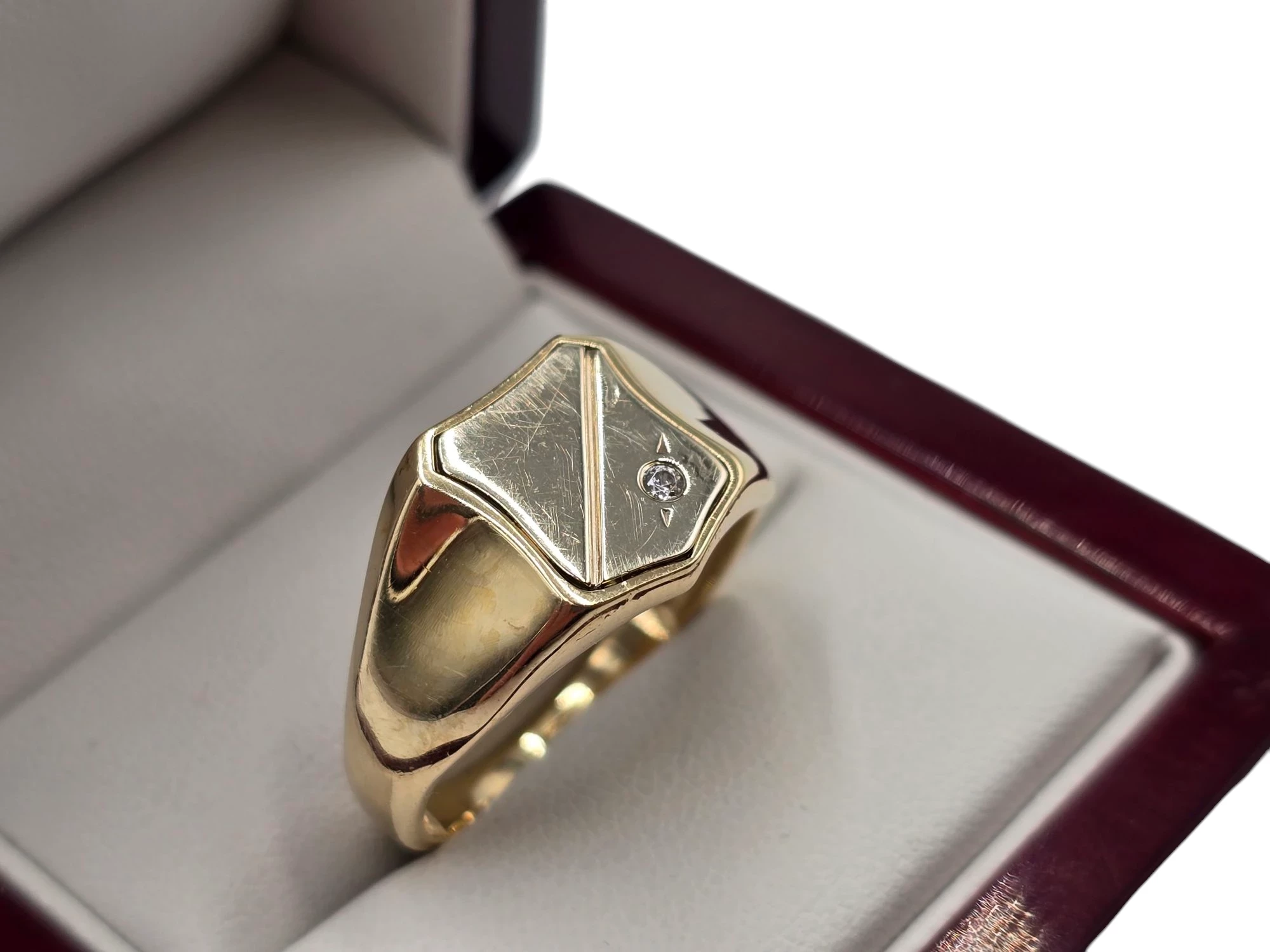 zloty-sygnet-pilka-nozna-fan-616-585-r-28-prusa-60-pruszkow