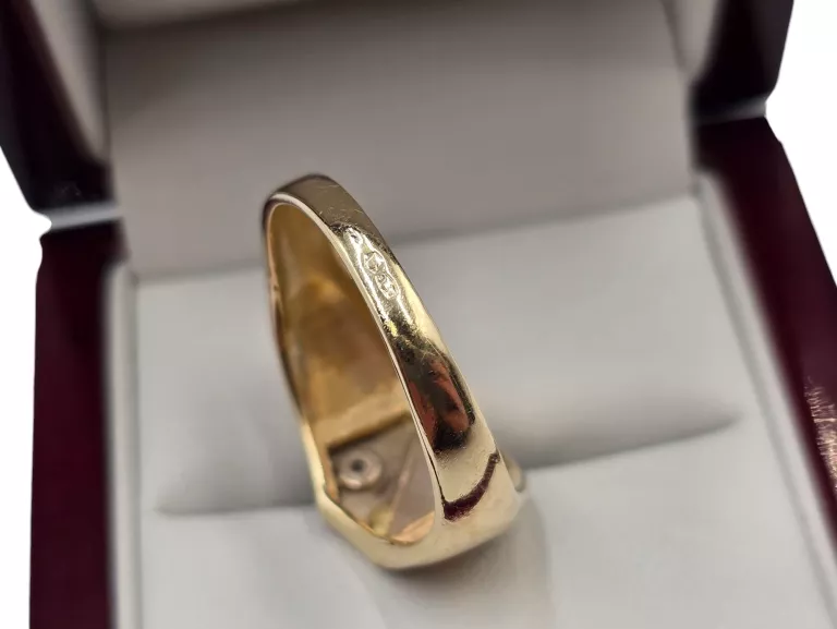 zloty-sygnet-pilka-nozna-fan-616-585-r-28-stan-11323-2