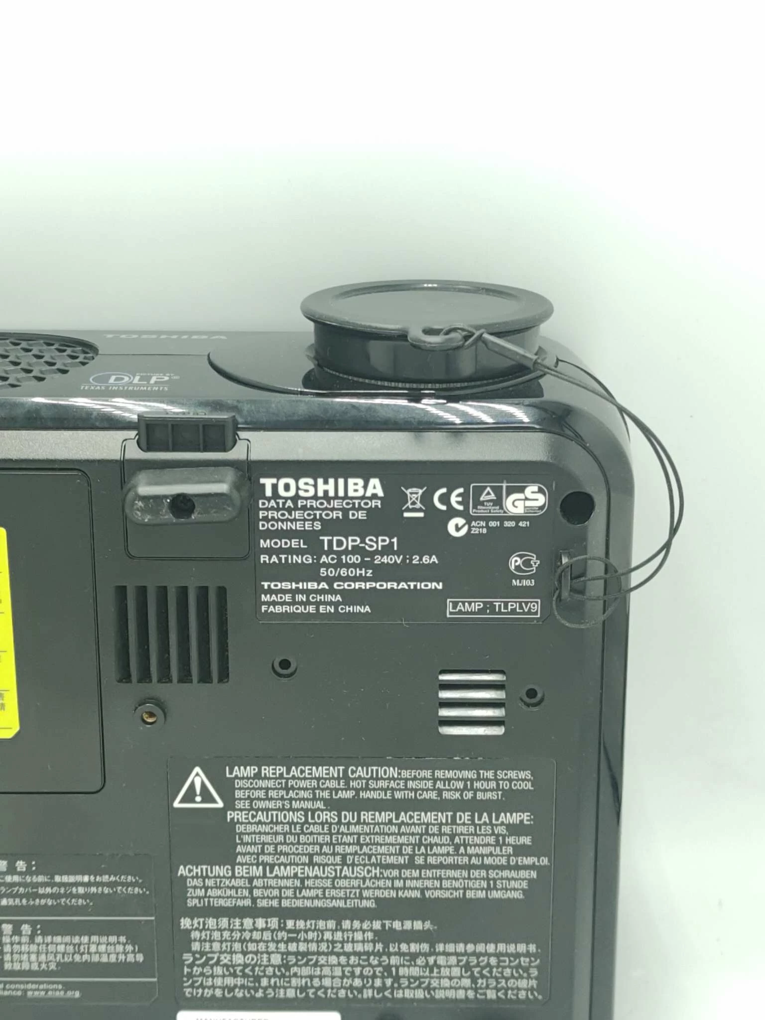 toshiba-tdp-sp1-ultra-portable-projector-630hr-rozdzielczosc-podstawowa-px-204829-221781