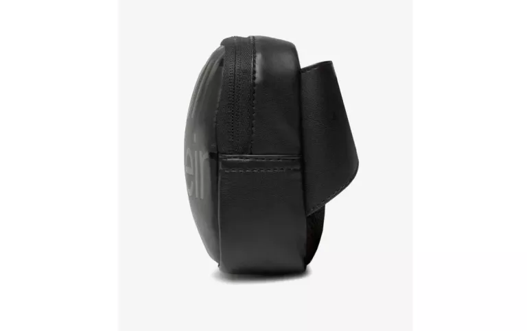 CALVIN KLEIN SASZETKA NERKA SKÓRZANA CZARNA K50K509835 0GJ