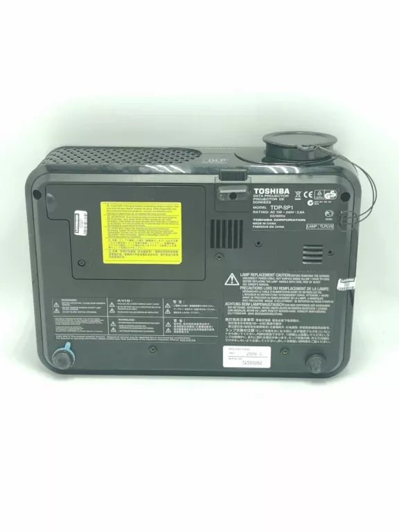 toshiba-tdp-sp1-ultra-portable-projector-630hr-kod-producenta-tdp-xp1