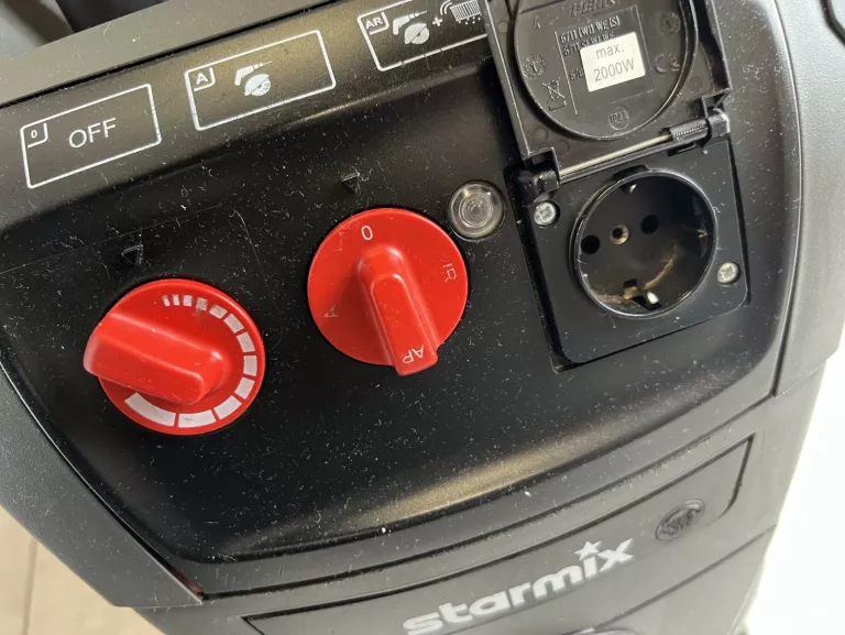 ODKURZACZ PRZEMYSŁOWY Z OTRZĄSACZEM STARMIX IPULSE L-1635 1600W
