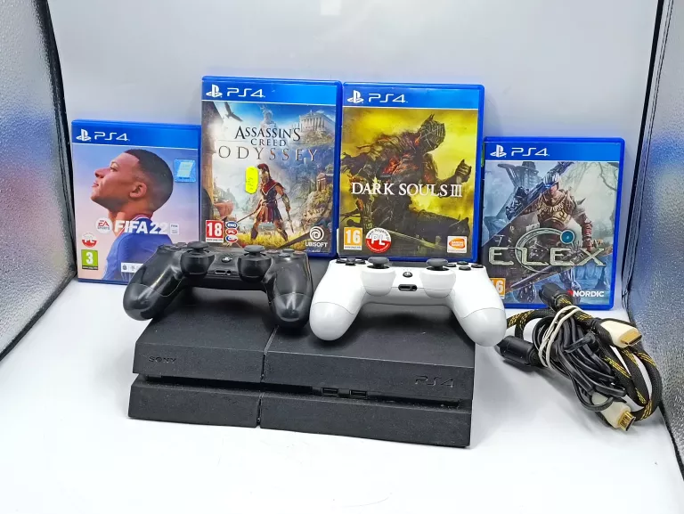 KONSOLA PS4 2 PADY 4 GRY