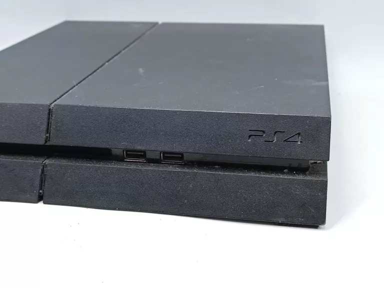 KONSOLA PS4 2 PADY 4 GRY