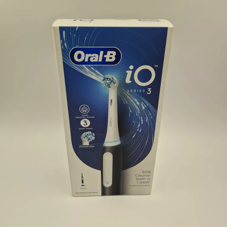 SZCZOTECZKA ELEKTRYCZNA ORAL B  IO SERIES 3