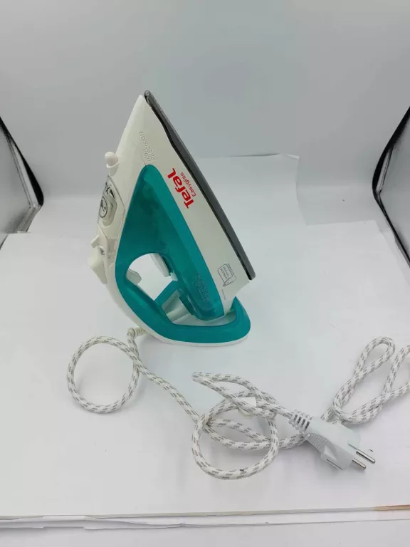 ŻELAZKO TEFAL EASYGLISS FV3910