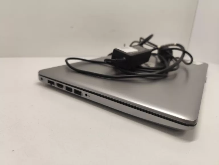 LAPTOP HP 255 G4 + ZASILACZ