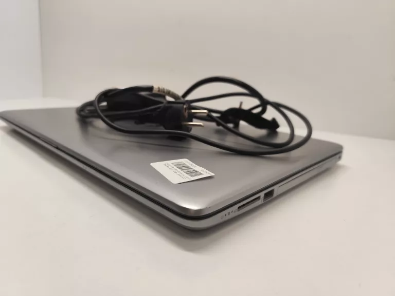 LAPTOP HP 255 G4 + ZASILACZ