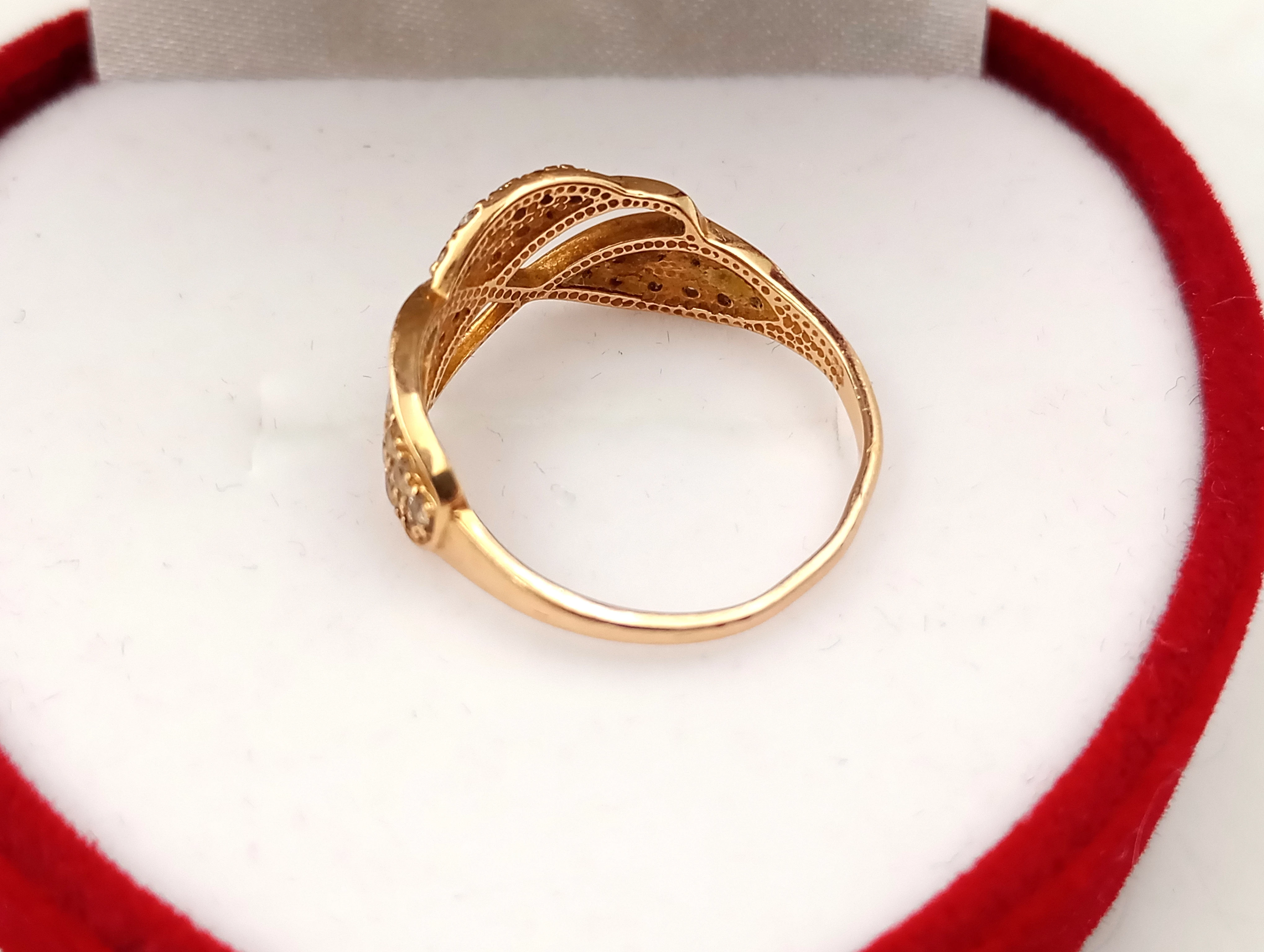 piekny-zloty-pierscionek-190g585-rodzaj-2205-2