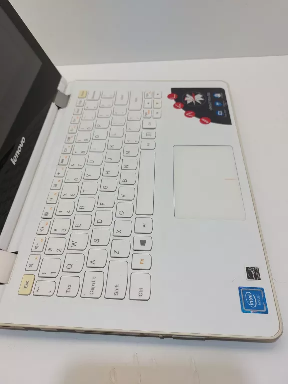 LAPTOP LENOVO YOGA 300-11IBR 11 " INTEL CELERON 2 GB / 32 GB BIAŁY