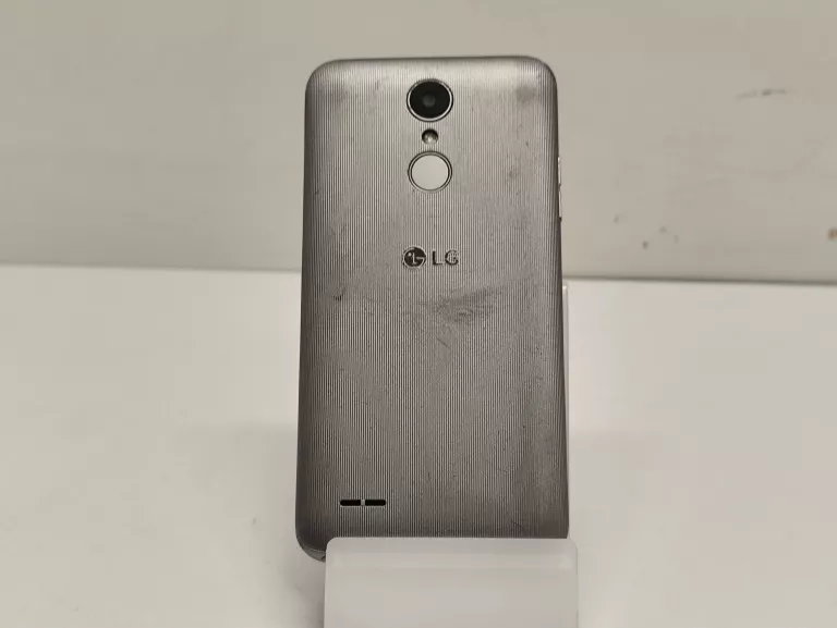 TELEFON LGK4 POBITY