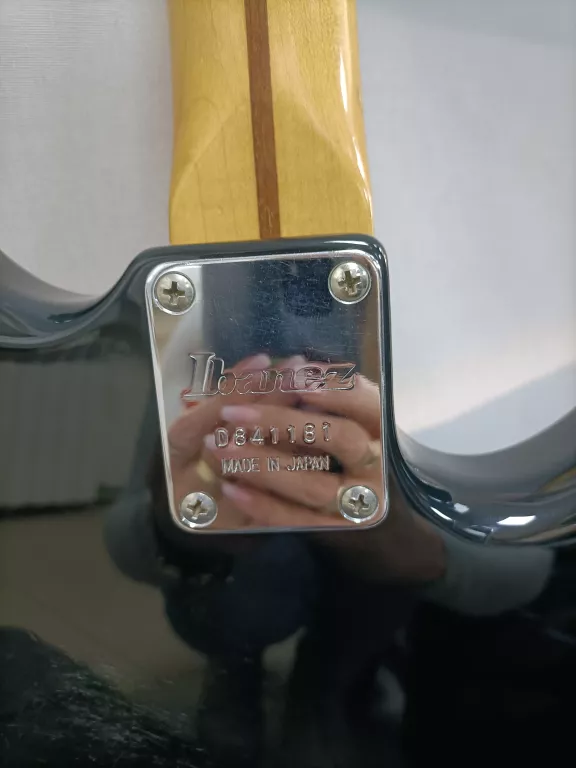 GITARA ELEKTRYCZNA IBANEZ ROADSTAR II SERIES + FUTERAL
